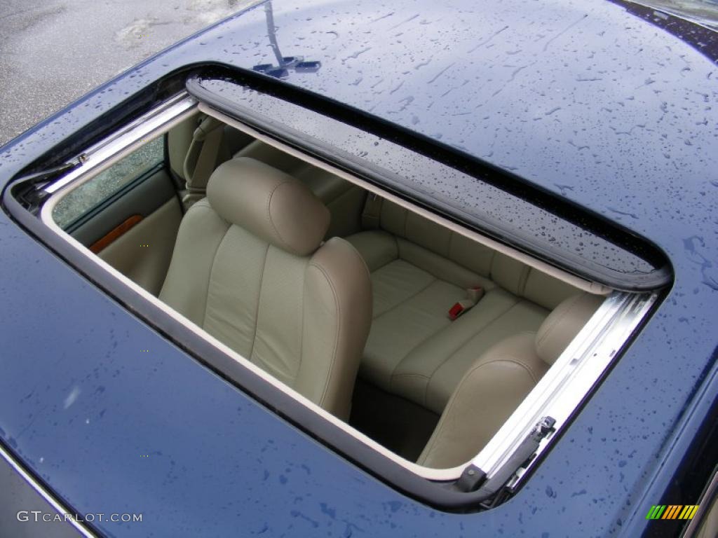 2003 Solara SLE V6 Coupe - Indigo Ink Blue Pearl / Ivory photo #25