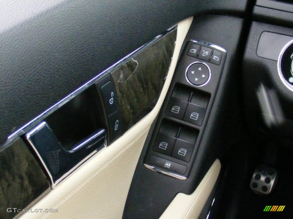 2008 Mercedes-Benz C 350 Sport Controls Photo #41718690