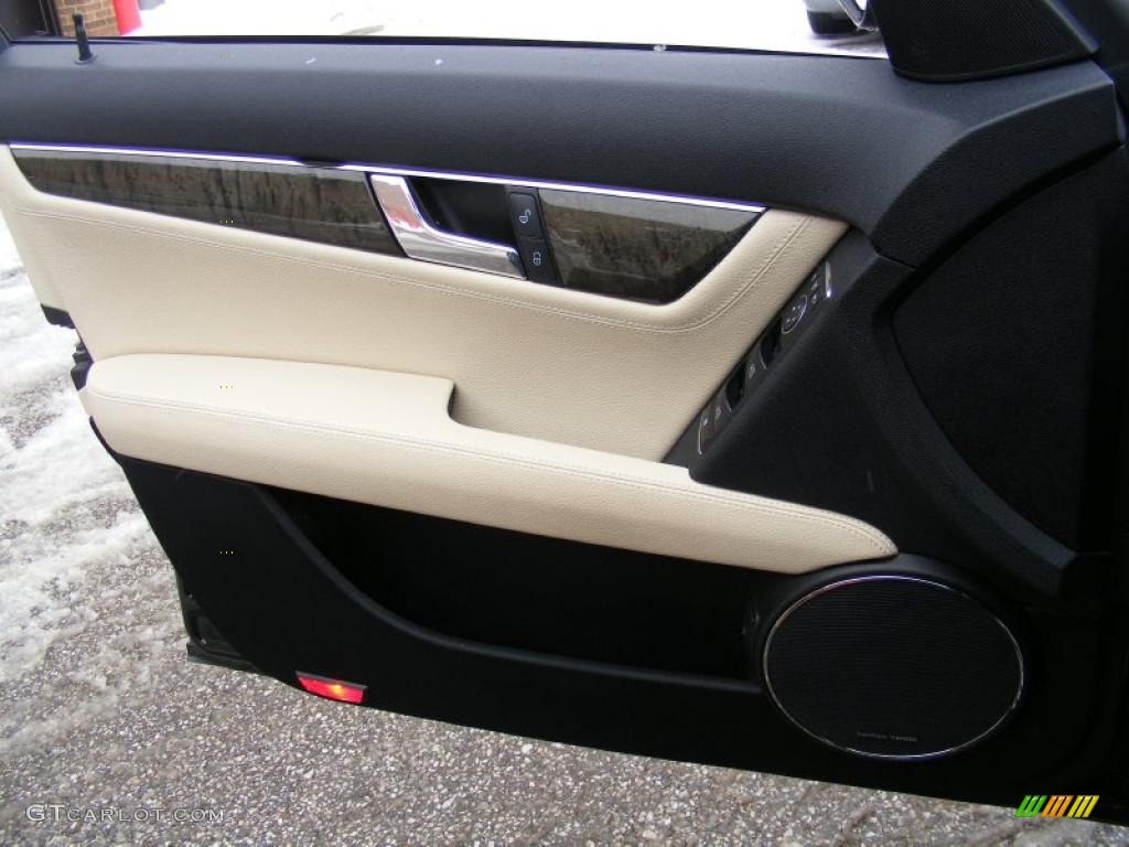 2008 Mercedes-Benz C 350 Sport Black/Sahara Beige Door Panel Photo #41718706