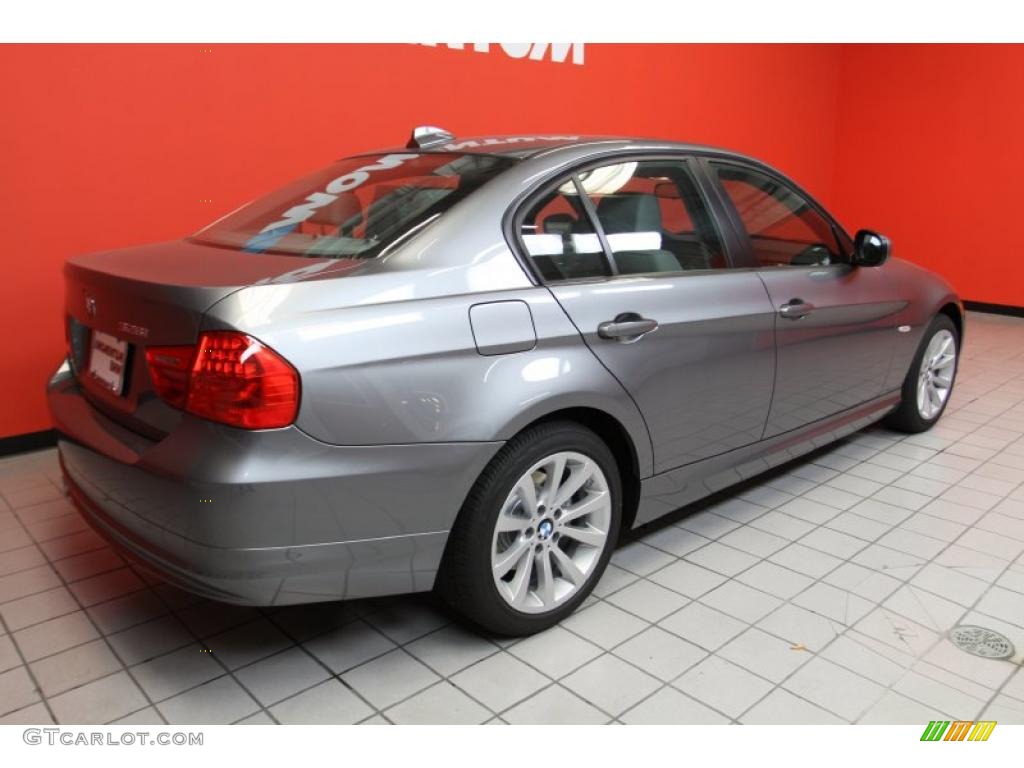 2011 3 Series 328i Sedan - Space Gray Metallic / Gray Dakota Leather photo #3