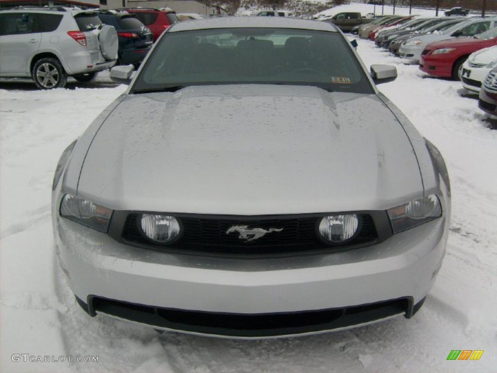 2011 Mustang GT Premium Coupe - Ingot Silver Metallic / Charcoal Black photo #2