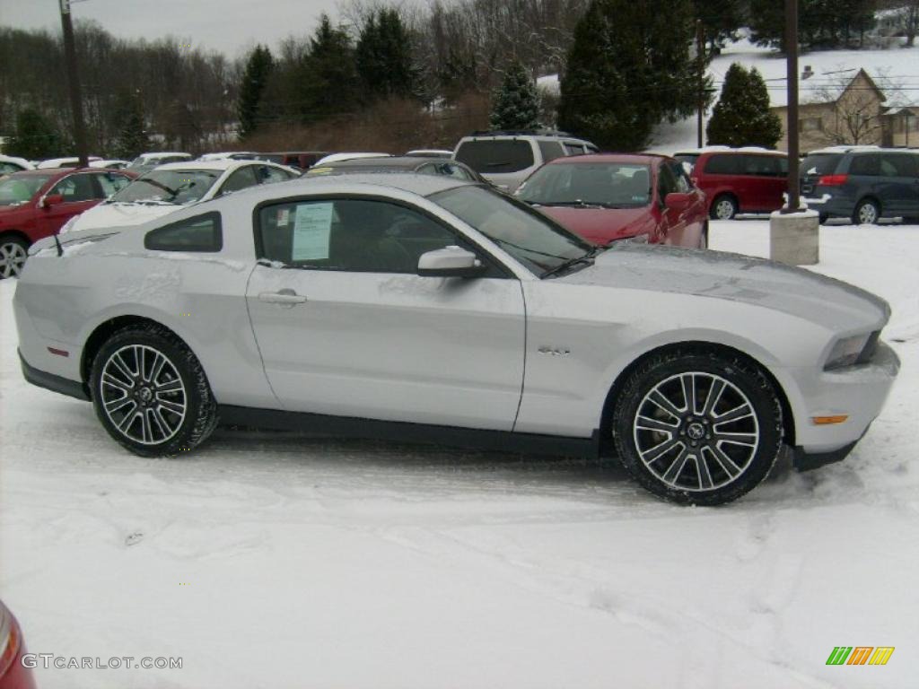 2011 Mustang GT Premium Coupe - Ingot Silver Metallic / Charcoal Black photo #7