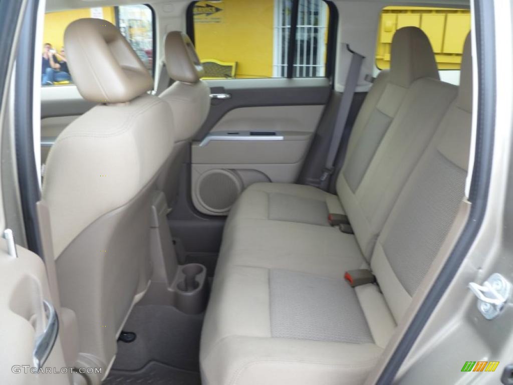 2008 Jeep Patriot Sport interior Photo #41720450