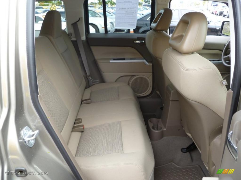2008 Jeep Patriot Sport interior Photo #41720466
