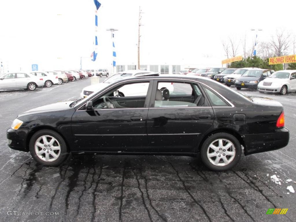 2002 Avalon XLS - Black / Stone photo #1