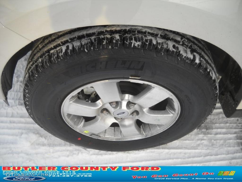 2011 Escape Limited V6 4WD - White Suede / Charcoal Black photo #17