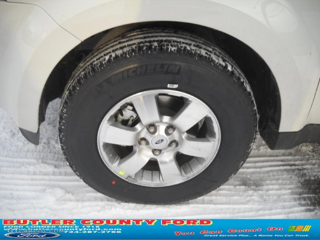 2011 Escape Limited V6 4WD - White Suede / Charcoal Black photo #18