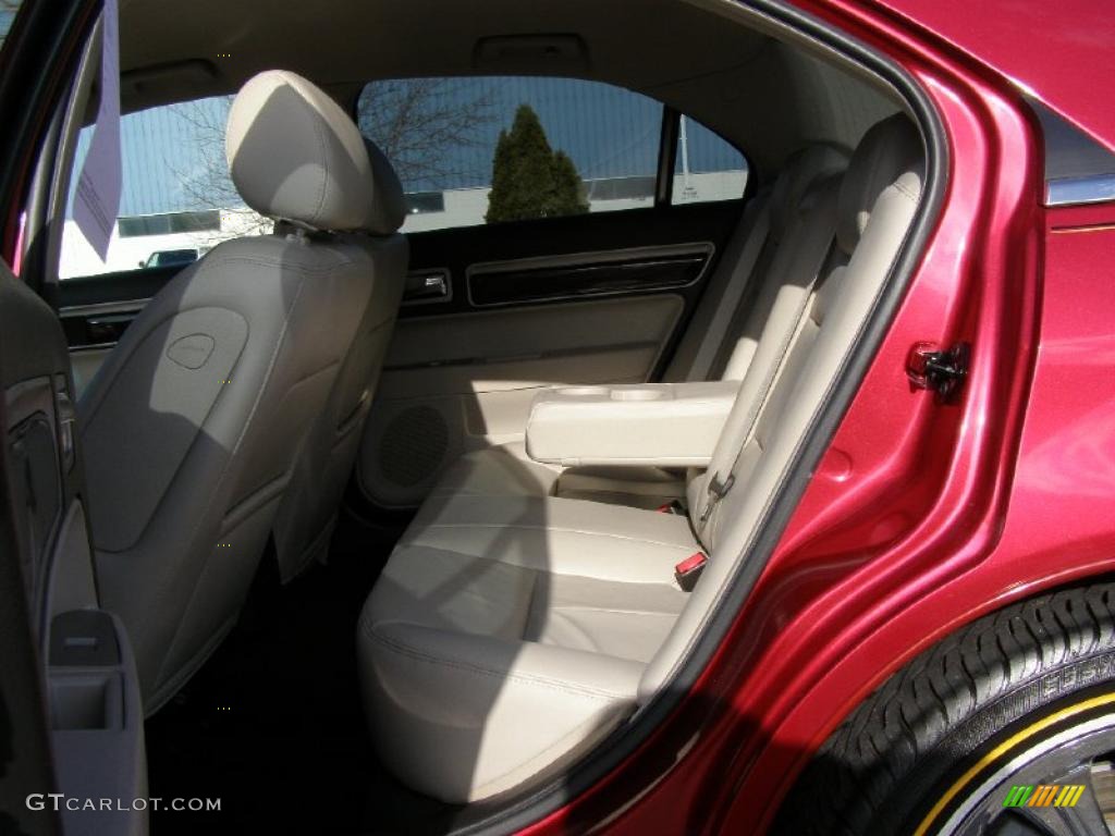 2007 MKZ Sedan - Vivid Red Metallic / Light Stone photo #6