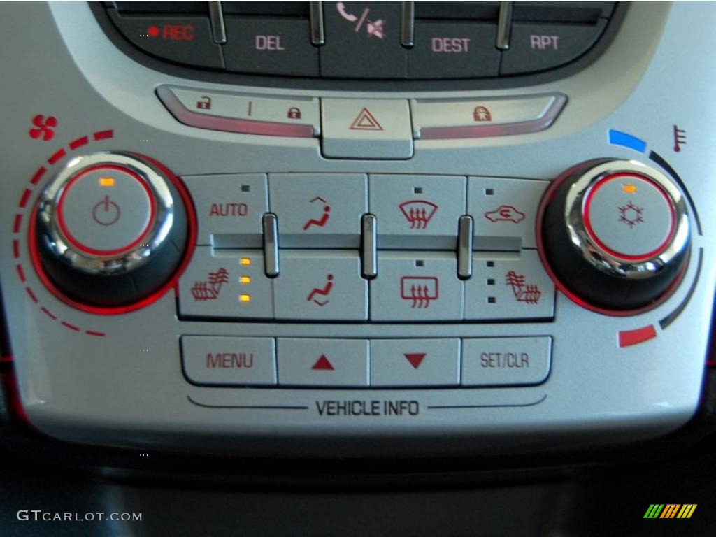 2010 GMC Terrain SLT AWD Controls Photo #41723996