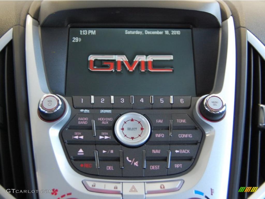 2010 GMC Terrain SLT AWD Controls Photo #41724011