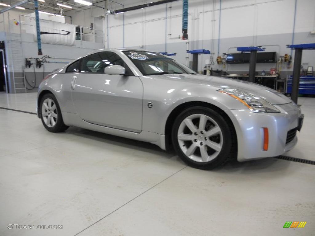 2004 350Z Touring Coupe - Chrome Silver Metallic / Carbon Black photo #4