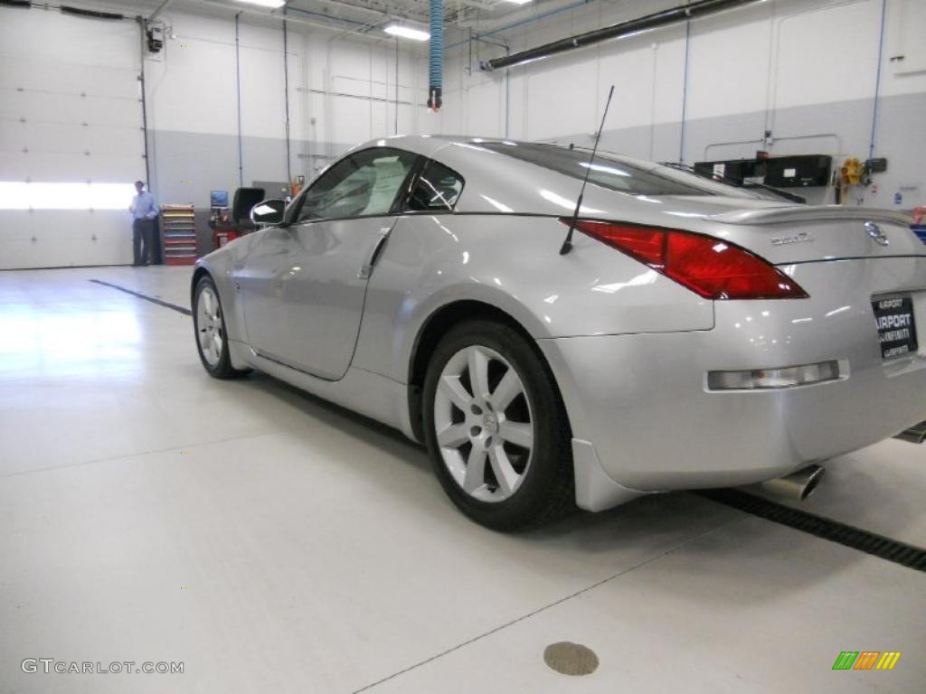 2004 350Z Touring Coupe - Chrome Silver Metallic / Carbon Black photo #8