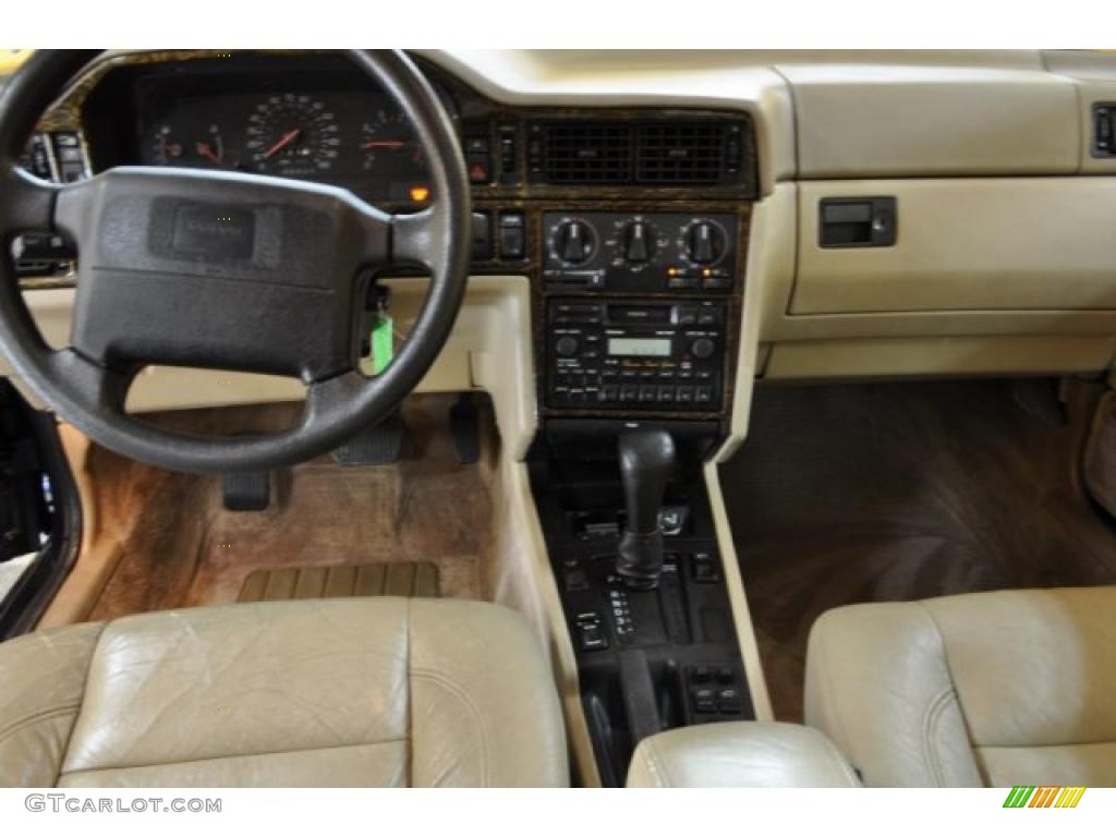 1997 Volvo 850 GLT Turbo Wagon Dashboard Photos