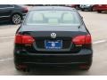 Black - Jetta SE Sedan Photo No. 9