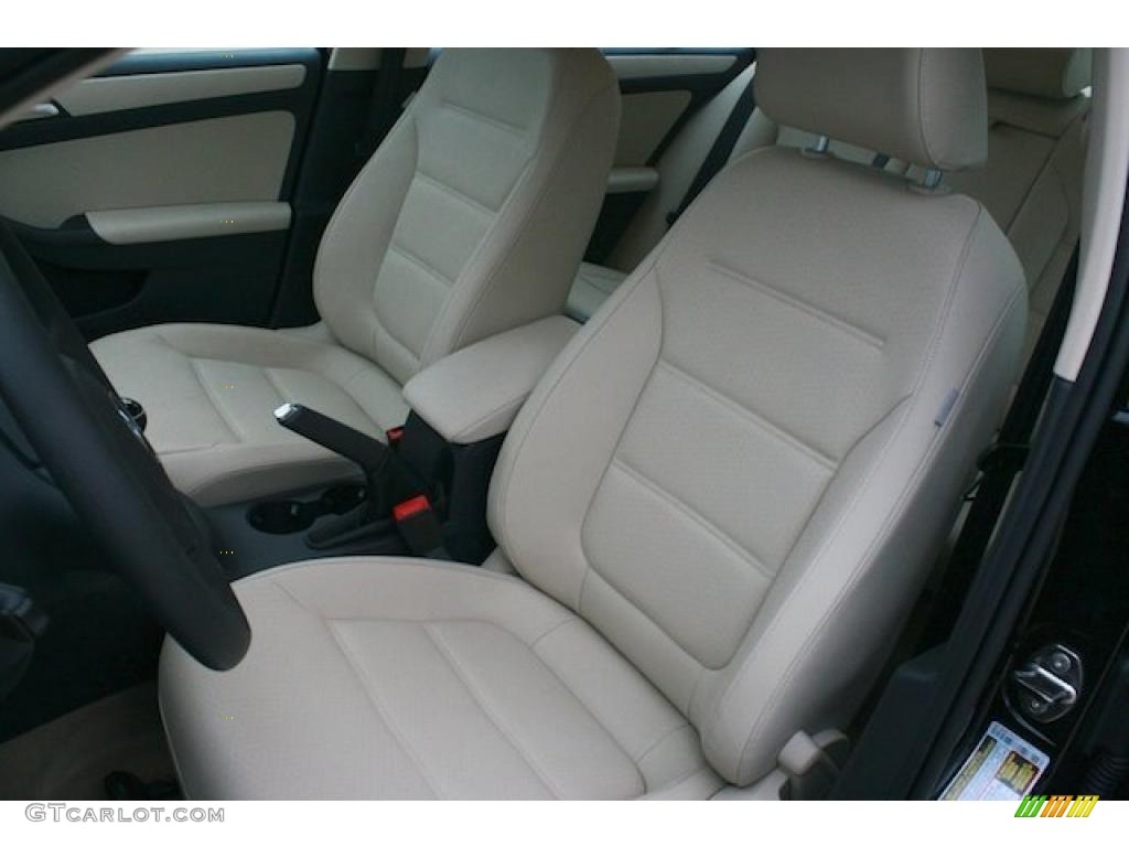 Cornsilk Beige Interior 2011 Volkswagen Jetta SE Sedan Photo #41726887