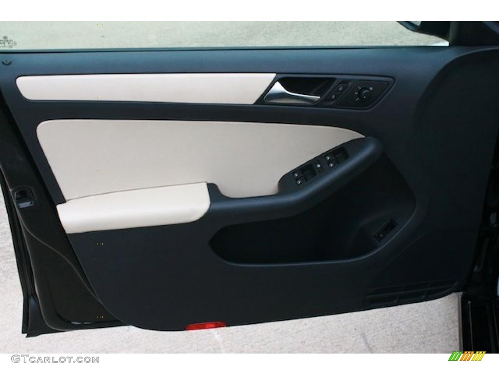 2011 Volkswagen Jetta SE Sedan Cornsilk Beige Door Panel Photo #41726975