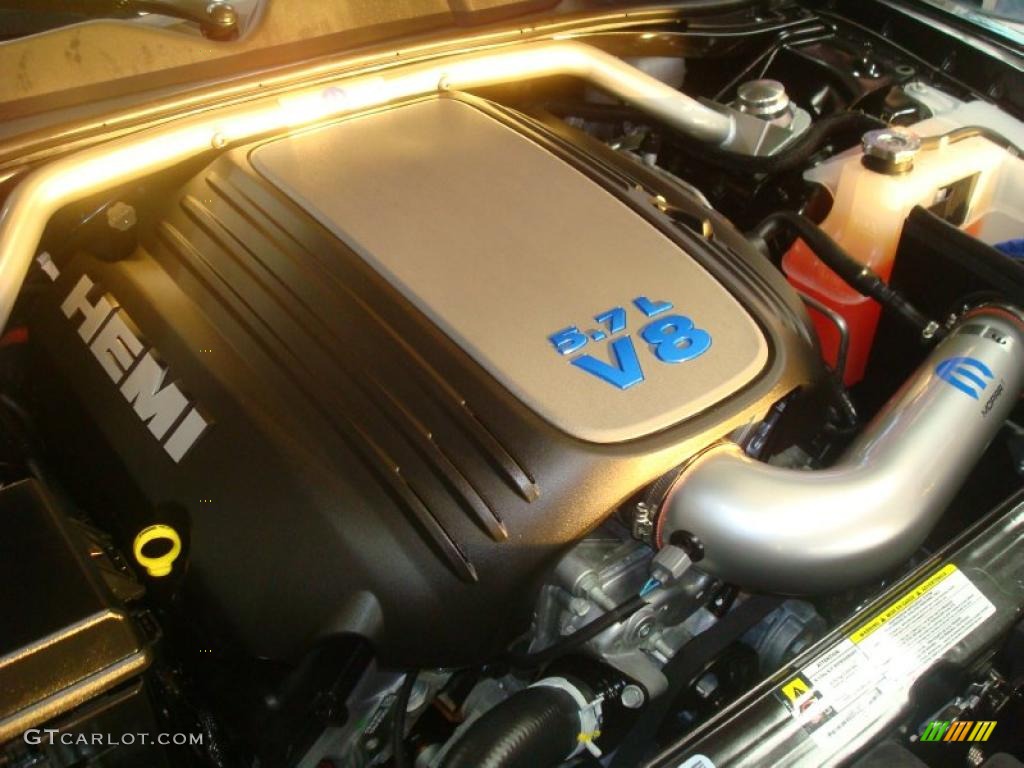 2010 Dodge Challenger R/T Mopar '10 5.7 Liter HEMI OHV 16-Valve MDS VVT V8 Engine Photo #41729738
