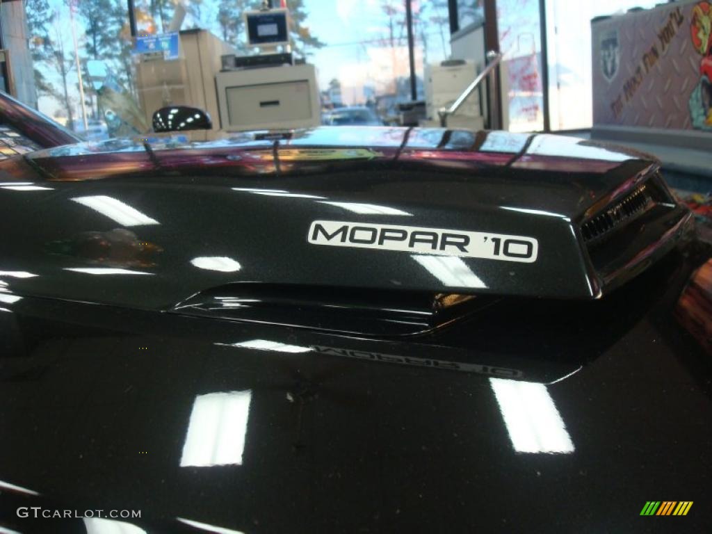 2010 Dodge Challenger R/T Mopar '10 Marks and Logos Photo #41729746