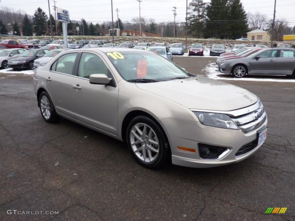 2010 Fusion SEL - Brilliant Silver Metallic / Camel photo #6