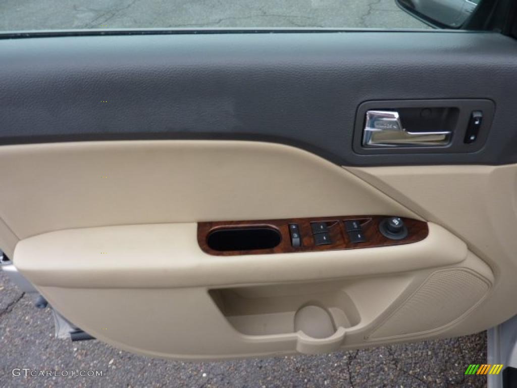 2010 Fusion SEL - Brilliant Silver Metallic / Camel photo #12