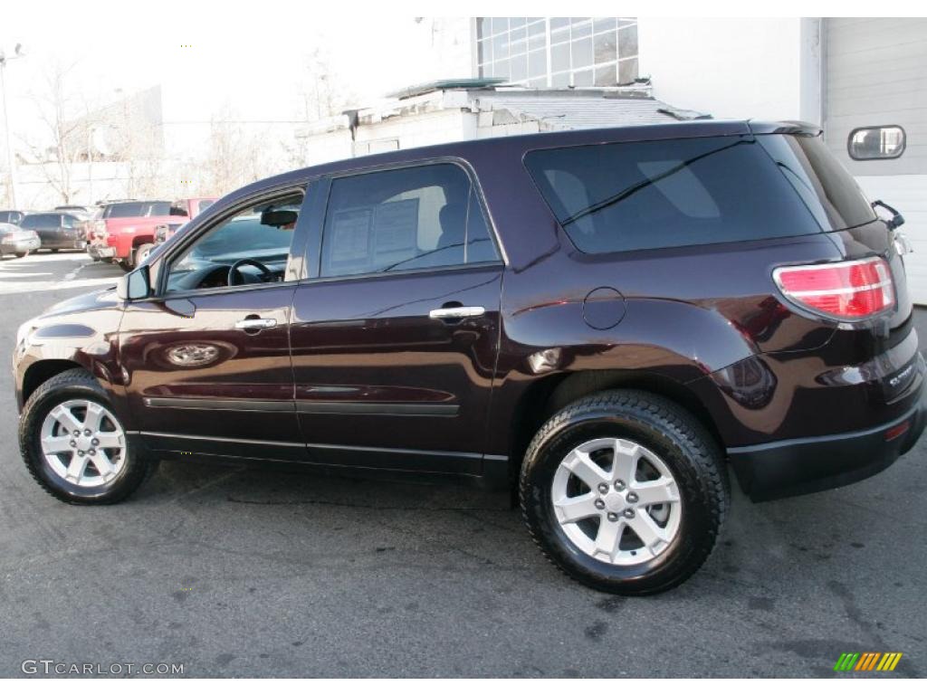 2009 Outlook XE AWD - Garnet Red / Black photo #9