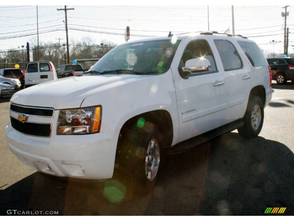 2007 Tahoe LT 4x4 - Summit White / Light Cashmere/Ebony photo #1