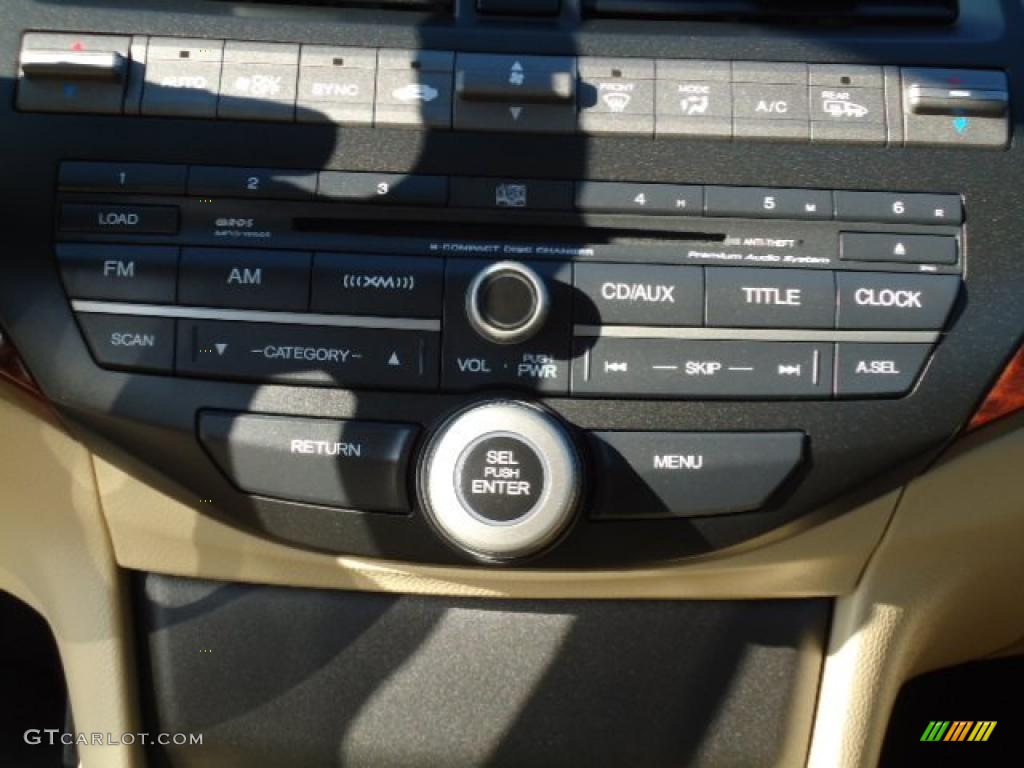 2010 Honda Accord Crosstour EX-L Controls Photo #41741146