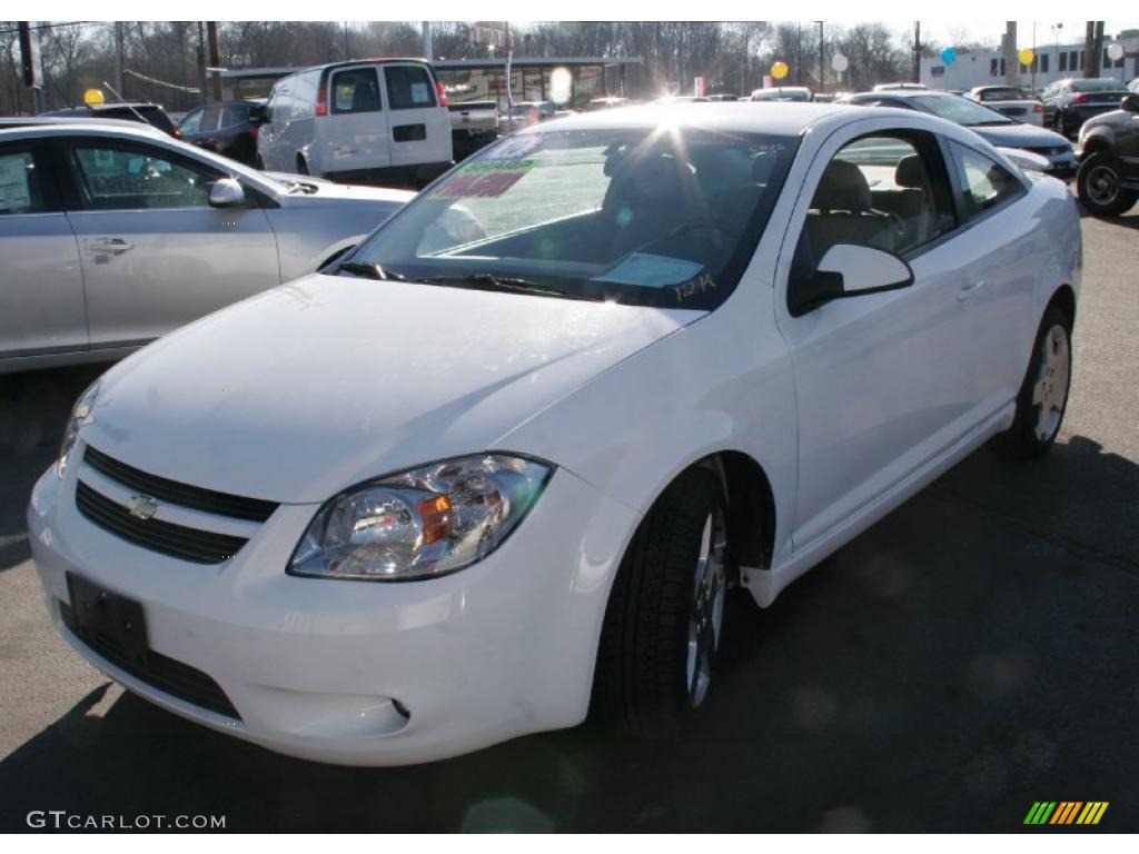 Summit White Chevrolet Cobalt