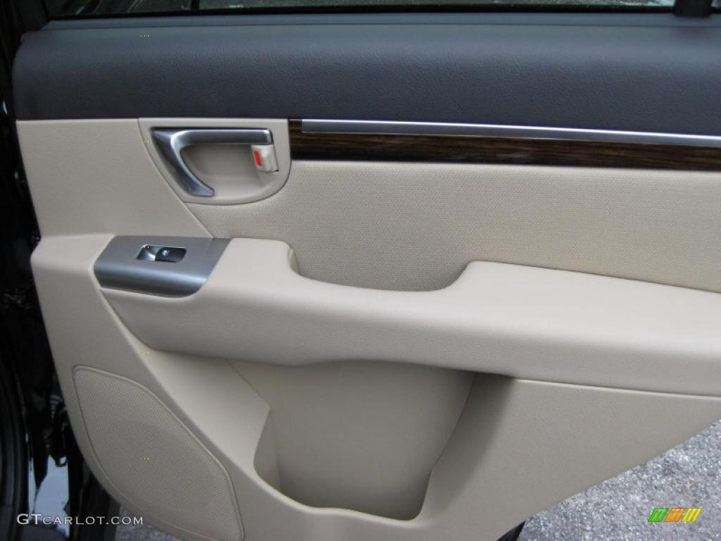 2011 Hyundai Santa Fe GLS AWD Beige Door Panel Photo #41742163