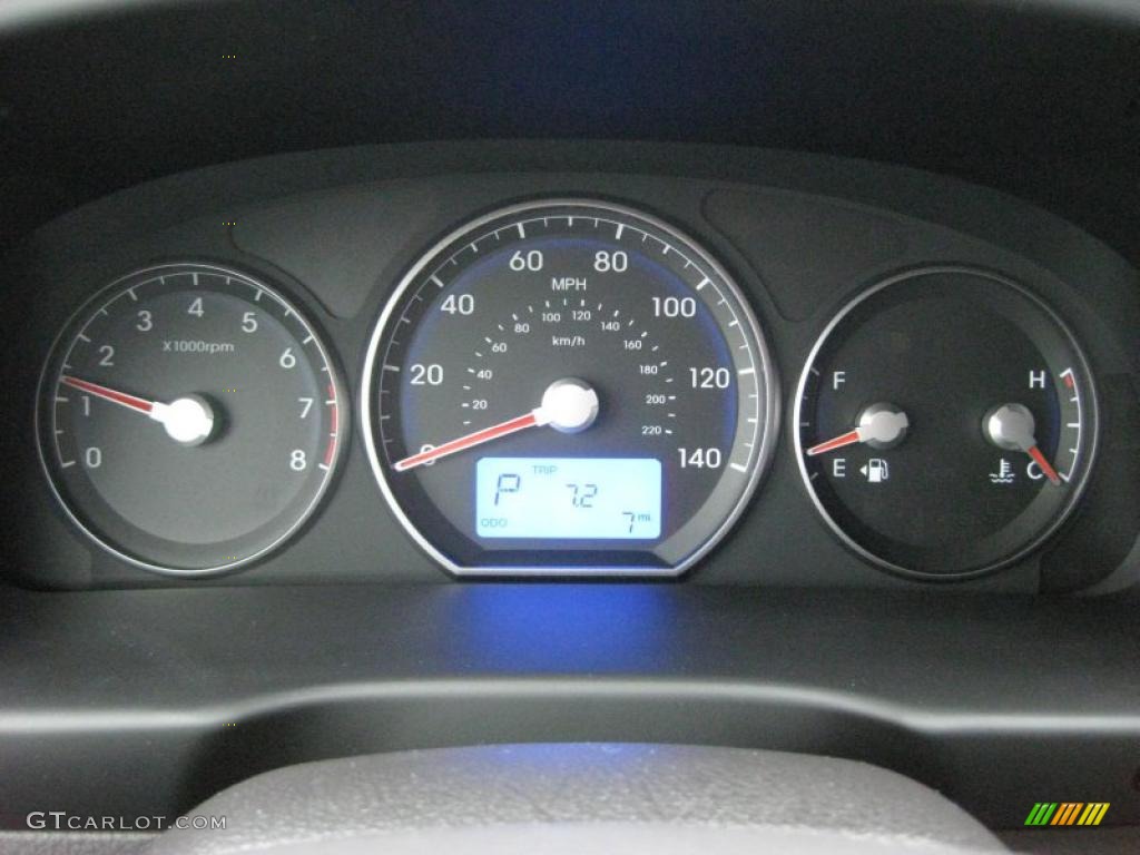 2011 Hyundai Santa Fe SE Gauges Photo #41742512