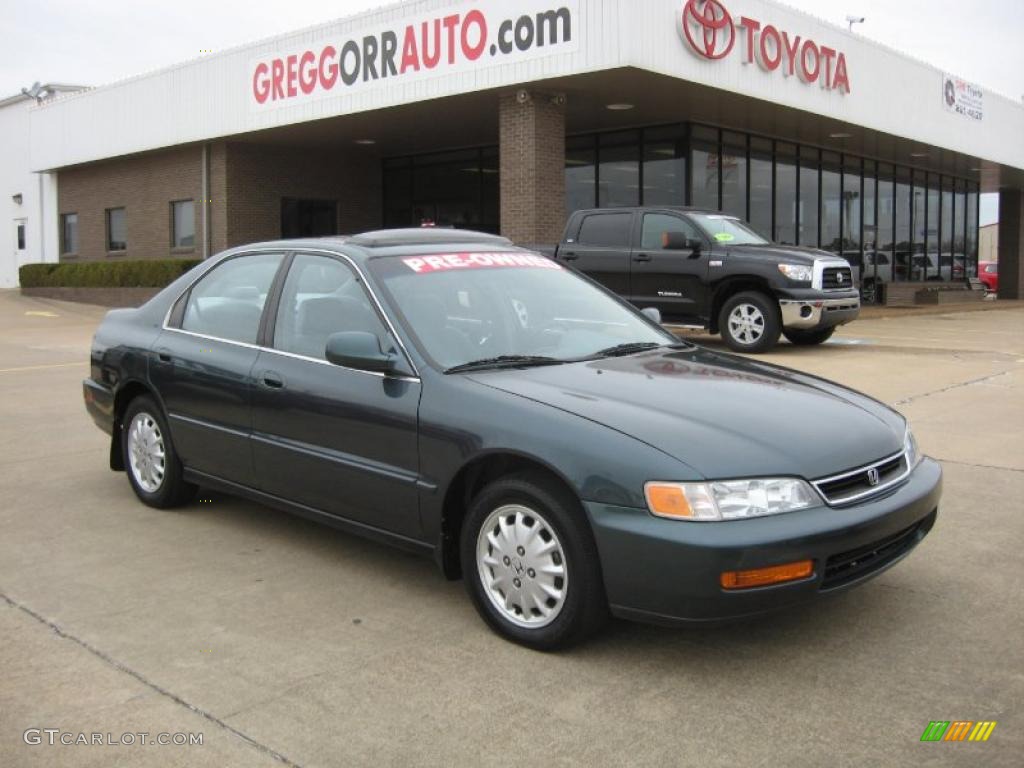 1997 Accord EX Sedan - Eucalyptus Green Pearl / Gray photo #1