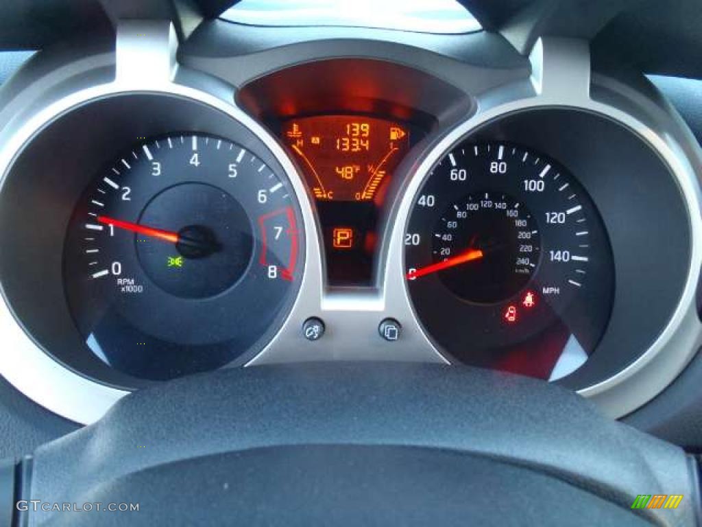 2011 Nissan Juke S Gauges Photo #41746203