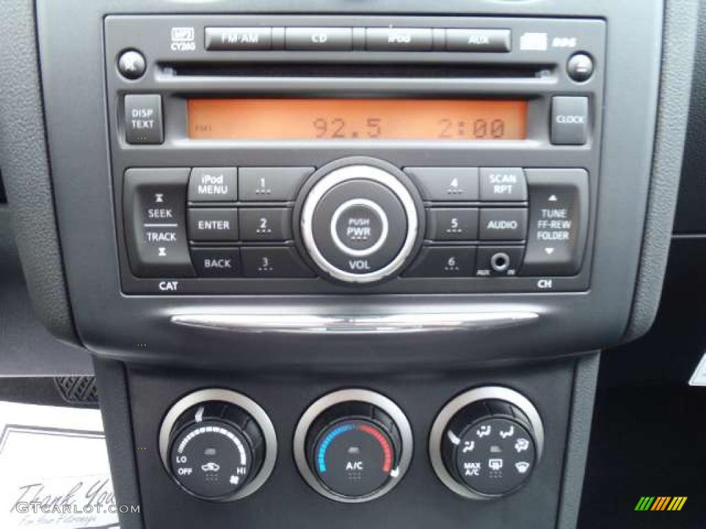 2011 Rogue S - Cayenne Red / Black photo #9