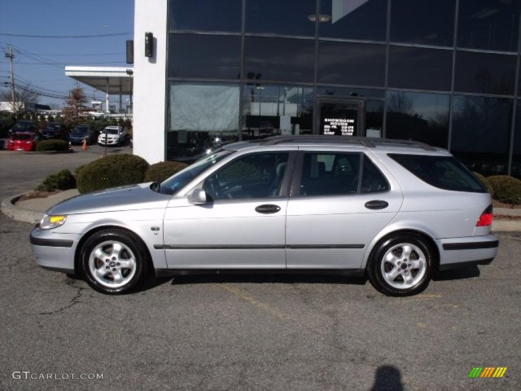 2001 9-5 SE Wagon - Silver Metallic / Medium Gray photo #7