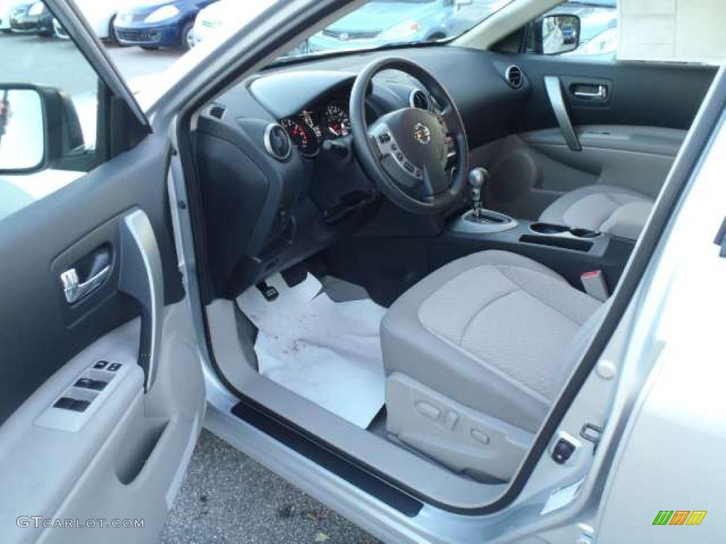2011 Rogue SV - Silver Ice Metallic / Gray photo #5