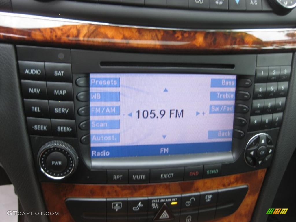 2006 Mercedes-Benz E 500 Sedan Controls Photo #41752756
