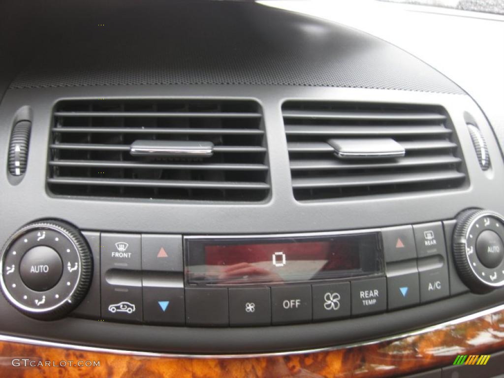 2006 Mercedes-Benz E 500 Sedan Controls Photos