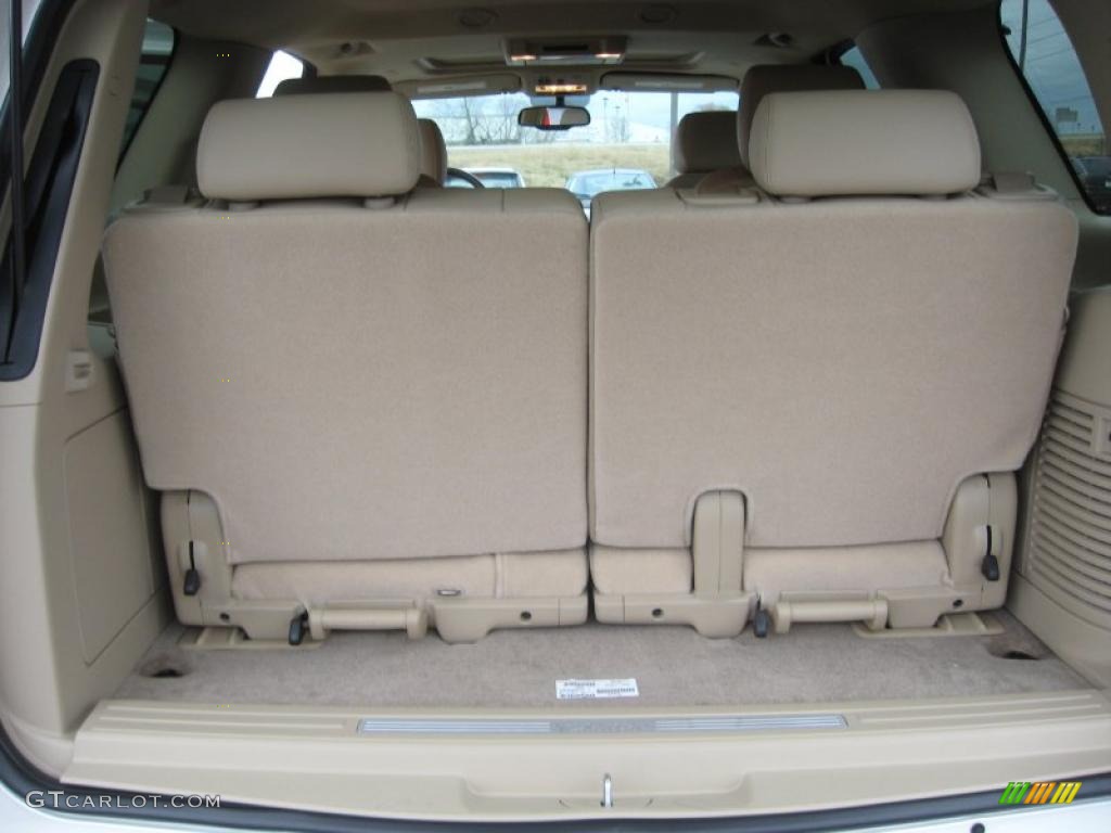 2011 Cadillac Escalade Luxury AWD Trunk Photo #41753896