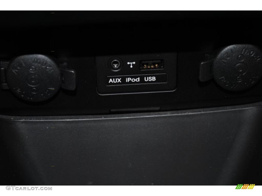 2011 Sorento EX V6 AWD - Ebony Black / Black photo #44