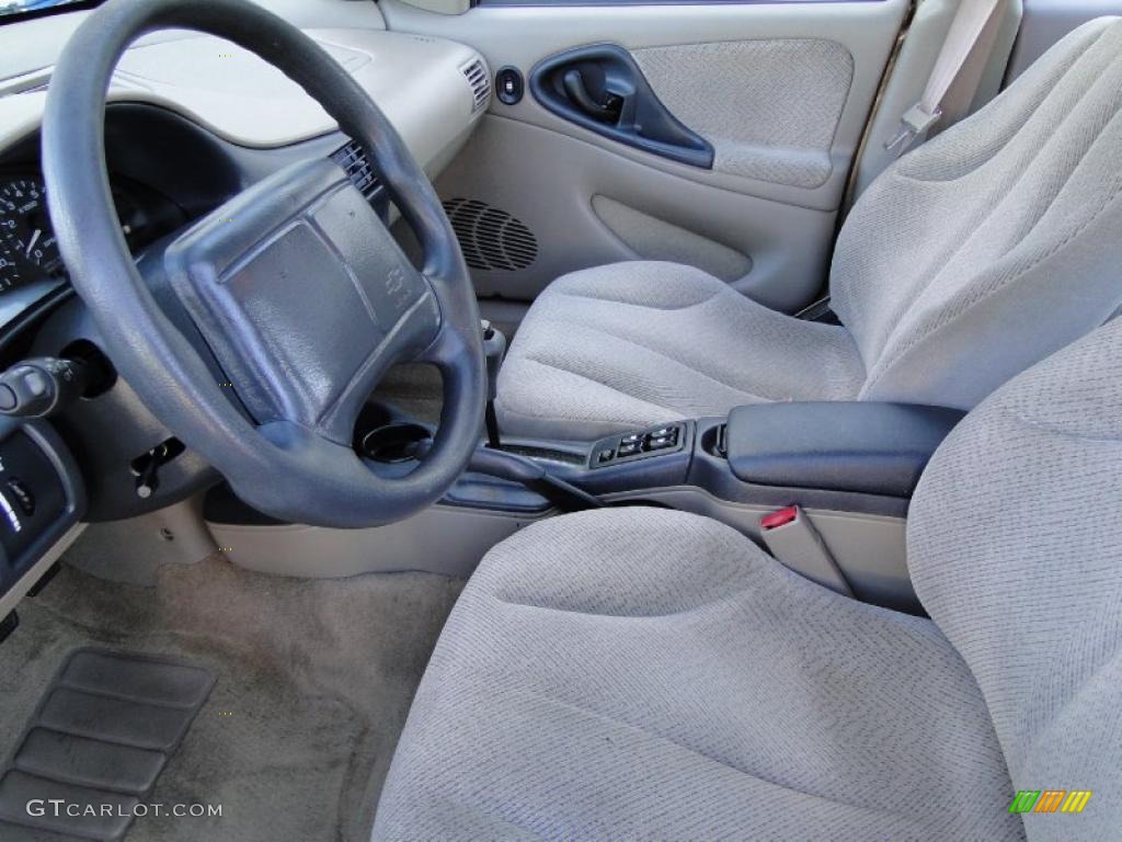 1998 Cavalier LS Sedan - Gold Metallic / Graphite photo #12