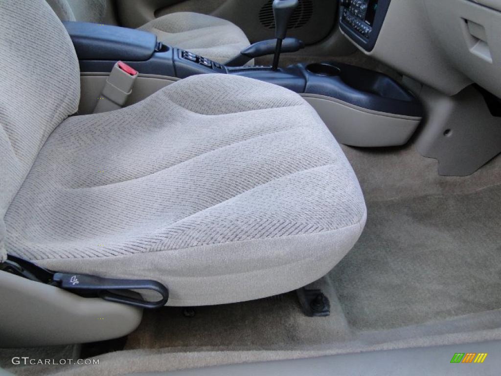 1998 Cavalier LS Sedan - Gold Metallic / Graphite photo #24