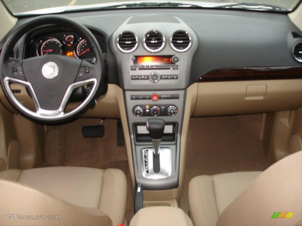 2010 VUE XE - Polar White / Tan photo #12