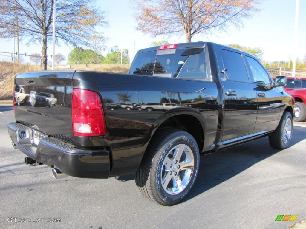 2011 Ram 1500 Sport Crew Cab - Brilliant Black Crystal Pearl / Dark Slate Gray photo #3