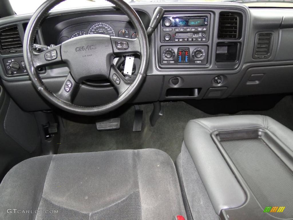 2007 GMC Sierra 1500 Classic SLE Crew Cab Ebony Black Dashboard Photo #41759497