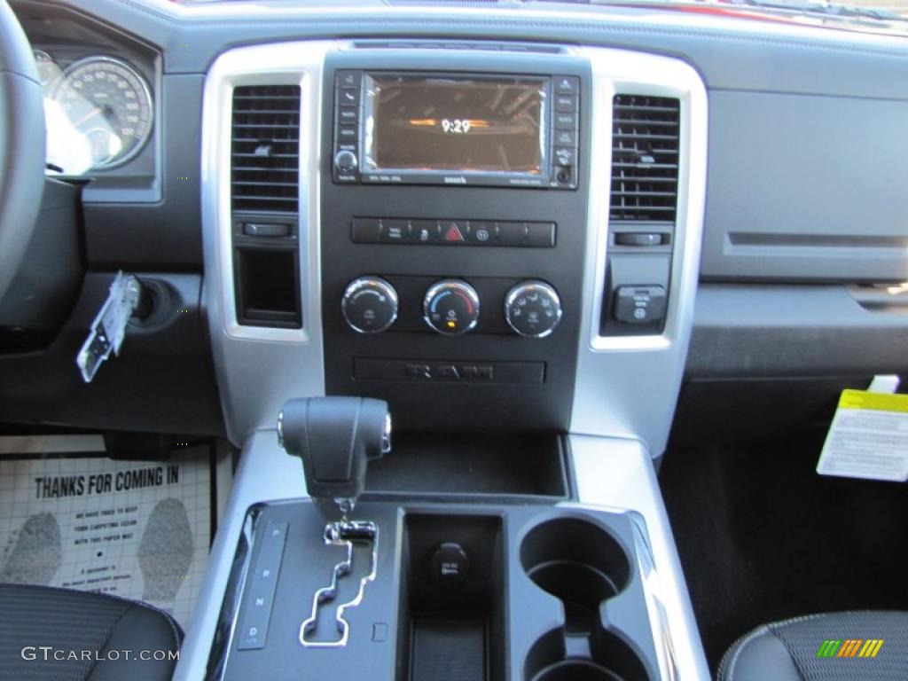 2011 Ram 1500 Sport Crew Cab - Flame Red / Dark Slate Gray photo #10