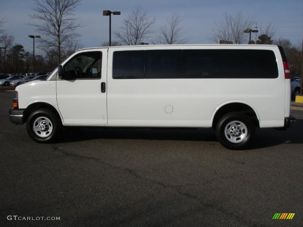 2010 Chevrolet Express 3500 Cargo Van Exterior Photos