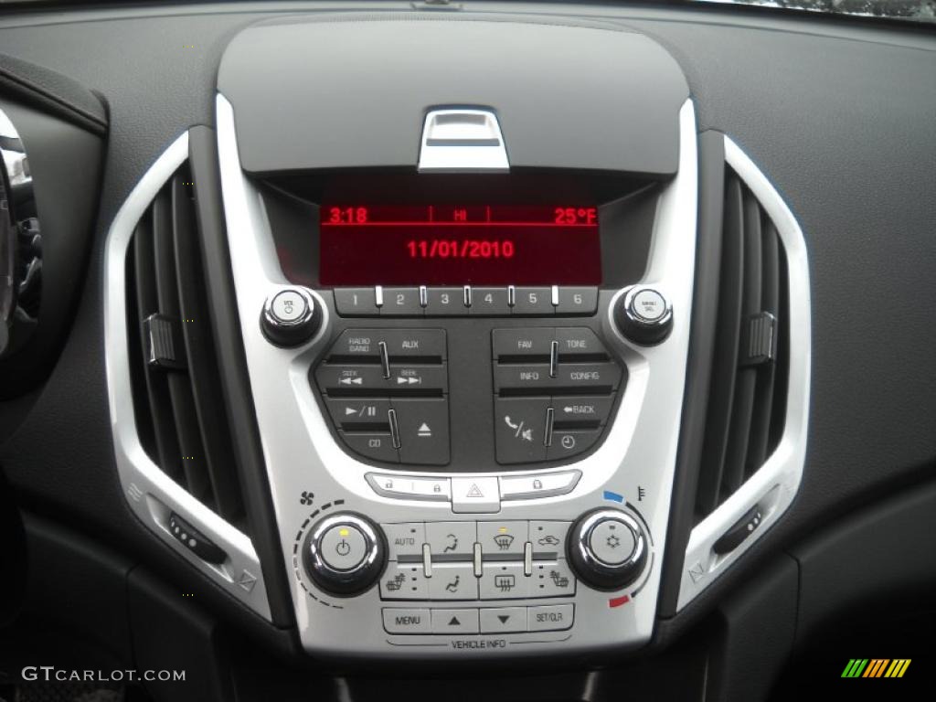 2011 GMC Terrain SLT AWD Controls Photo #41768269