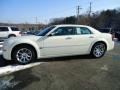 Cool Vanilla - 300 C HEMI Photo No. 2