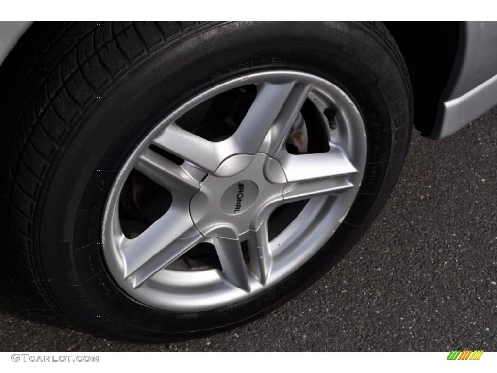 2000 Mitsubishi Galant ES Wheel Photos