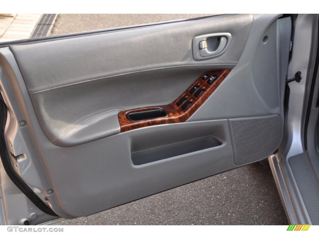 2000 Mitsubishi Galant ES Gray Door Panel Photo #41770829
